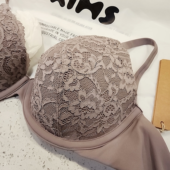 Nwt! Skims Fits Everybody Lace T-SHIRT BRA, Lavender - Picture 5 of 8